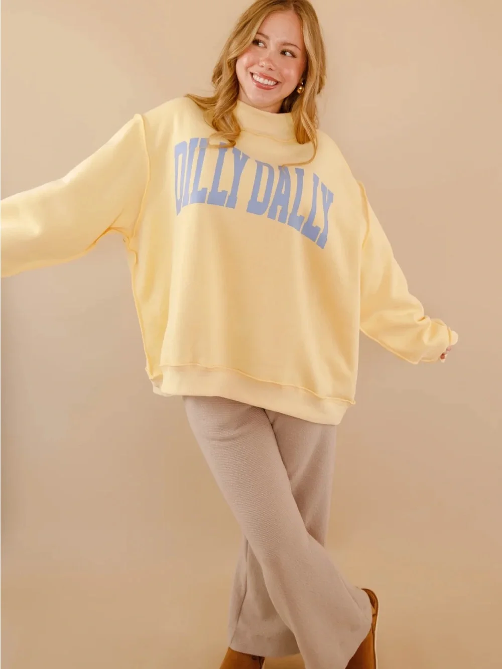 BUCKETLIST Mock Neck Dilly Dally Butter Yellow Pullover Sweatshirt Crewneck M/L